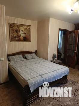 1-к квартира, посуточно, 33м2, 2/5 этаж