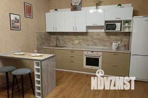 1-к квартира, посуточно, 34м2, 4/14 этаж