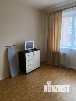 1-к квартира, посуточно, 42м2, 1/10 этаж