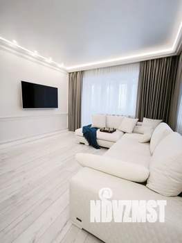 3-к квартира, посуточно, 103м2, 2/5 этаж