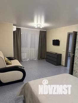 1-к квартира, посуточно, 49м2, 9/10 этаж