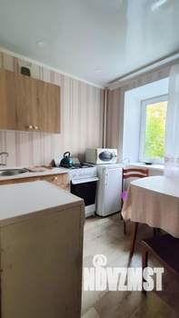 2-к квартира, посуточно, 40м2, 3/5 этаж