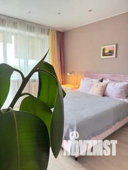 1-к квартира, посуточно, 42м2, 6/10 этаж