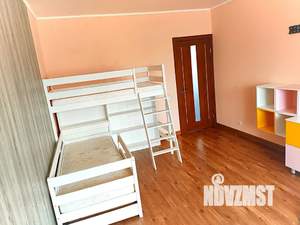 3-к квартира, посуточно, 80м2, 6/10 этаж