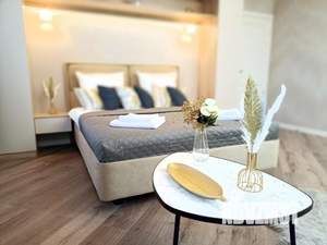 1-к квартира, посуточно, 52м2, 1/1 этаж