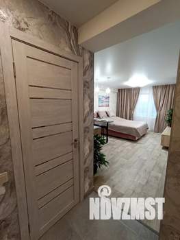 Студия квартира, посуточно, 31м2, 3/18 этаж