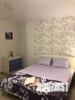 Студия квартира, посуточно, 30м2, 3/3 этаж