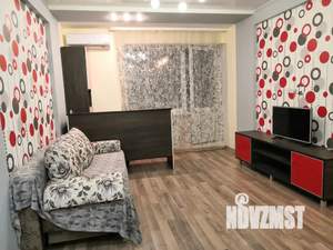 1-к квартира, посуточно, 40м2, 5/10 этаж