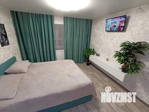 Студия квартира, посуточно, 31м2, 2/18 этаж