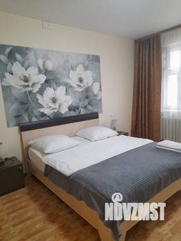 1-к квартира, посуточно, 50м2, 5/10 этаж