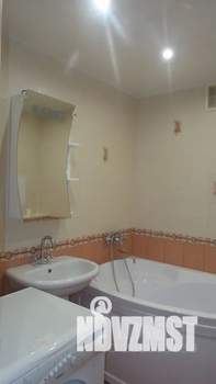 1-к квартира, посуточно, 53м2, 8/10 этаж