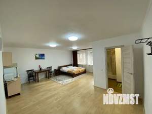 1-к квартира, посуточно, 40м2, 1/10 этаж