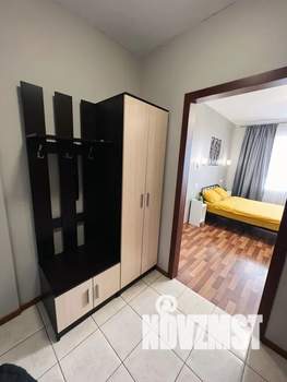 Студия квартира, посуточно, 27м2, 10/17 этаж