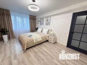 2-к квартира, посуточно, 65м2, 8/17 этаж