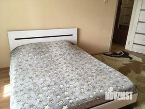 1-к квартира, посуточно, 40м2, 6/9 этаж