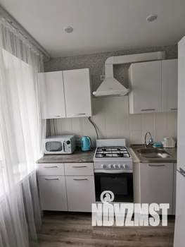 2-к квартира, посуточно, 49м2, 4/4 этаж