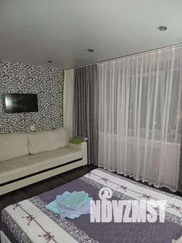 1-к квартира, посуточно, 38м2, 5/5 этаж