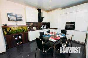 3-к квартира, посуточно, 100м2, 1/1 этаж