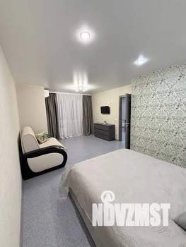 1-к квартира, посуточно, 49м2, 9/10 этаж