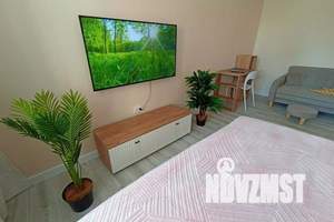 1-к квартира, посуточно, 42м2, 3/10 этаж