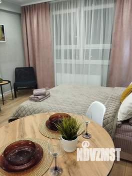 Студия квартира, посуточно, 28м2, 15/17 этаж