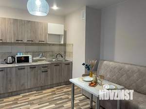 2-к квартира, посуточно, 65м2, 2/17 этаж