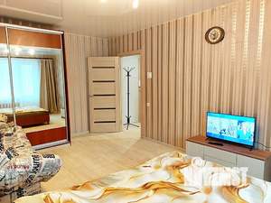 1-к квартира, посуточно, 42м2, 1/9 этаж