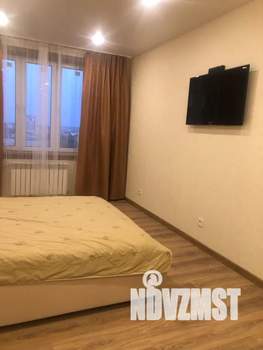 1-к квартира, посуточно, 42м2, 14/17 этаж
