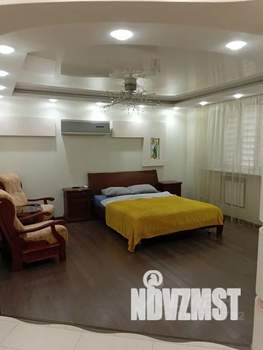 1-к квартира, посуточно, 65м2, 4/10 этаж