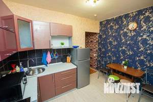 1-к квартира, посуточно, 65м2, 1/1 этаж