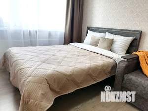 1-к квартира, посуточно, 32м2, 8/21 этаж