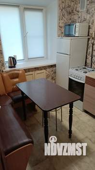 1-к квартира, посуточно, 44м2, 1/5 этаж