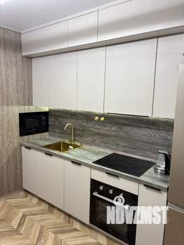 1-к квартира, посуточно, 38м2, 2/14 этаж