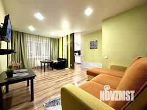 3-к квартира, посуточно, 54м2, 1/1 этаж