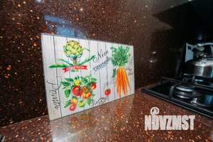 3-к квартира, посуточно, 100м2, 1/1 этаж