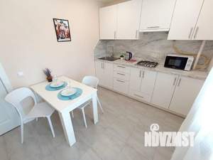 1-к квартира, посуточно, 42м2, 1/1 этаж