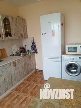 1-к квартира, посуточно, 39м2, 6/9 этаж