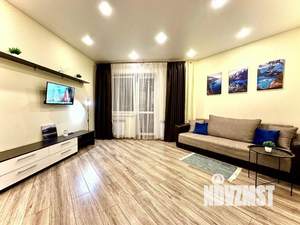 2-к квартира, посуточно, 60м2, 1/1 этаж