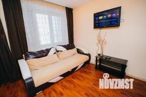2-к квартира, посуточно, 55м2, 1/1 этаж