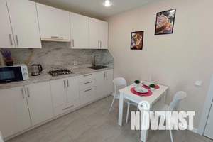 1-к квартира, посуточно, 41м2, 4/10 этаж