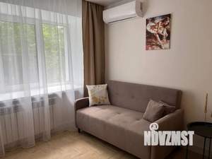 Студия квартира, посуточно, 30м2, 1/5 этаж