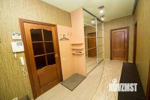 3-к квартира, посуточно, 100м2, 1/1 этаж