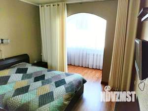 3-к квартира, посуточно, 80м2, 6/10 этаж