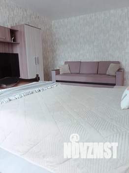 1-к квартира, посуточно, 39м2, 1/9 этаж
