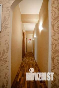 2-к квартира, посуточно, 58м2, 1/1 этаж