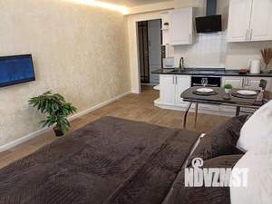 Студия квартира, посуточно, 31м2, 2/18 этаж