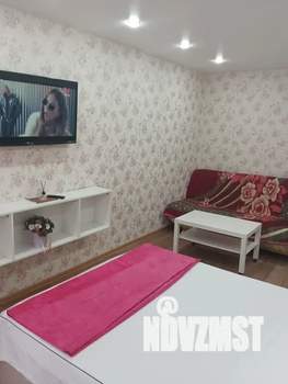 1-к квартира, посуточно, 36м2, 3/5 этаж