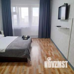 1-к квартира, посуточно, 50м2, 1/1 этаж