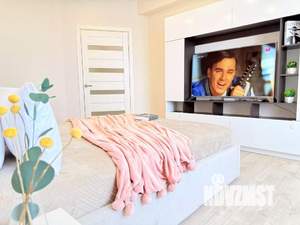 1-к квартира, посуточно, 46м2, 1/1 этаж