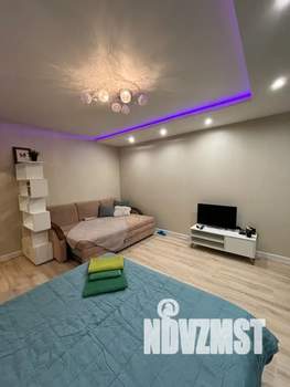1-к квартира, посуточно, 36м2, 1/9 этаж